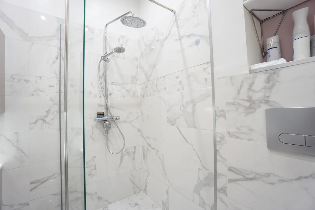 Charming Family Apartment 10 Min From Sacre Coeur Paris 0*,  France